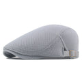 Ademende gebreide flatcap, lichtgewicht polyester, verstelbaar en handwasbaar. Ideaal voor casual stijl en als veelzijdig cadeau.