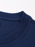 Set van 4 heren T-shirts van 100% katoen, korte mouw, ronde hals, in marineblauw, beige, grijs en zwart.