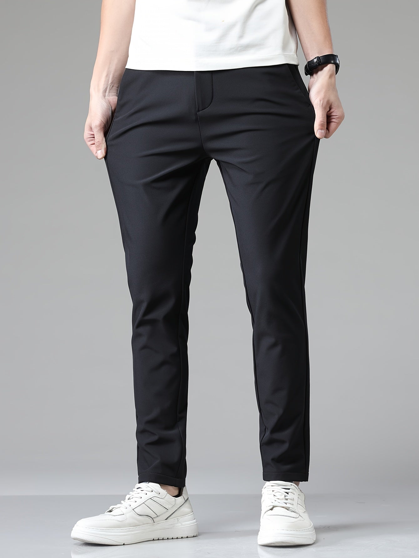 Caramelkleurige slim fit broek voor zakelijk of casual gebruik, gemaakt van comfortabel stof, machinewasbaar, stijlvol en praktisch voor 2024.